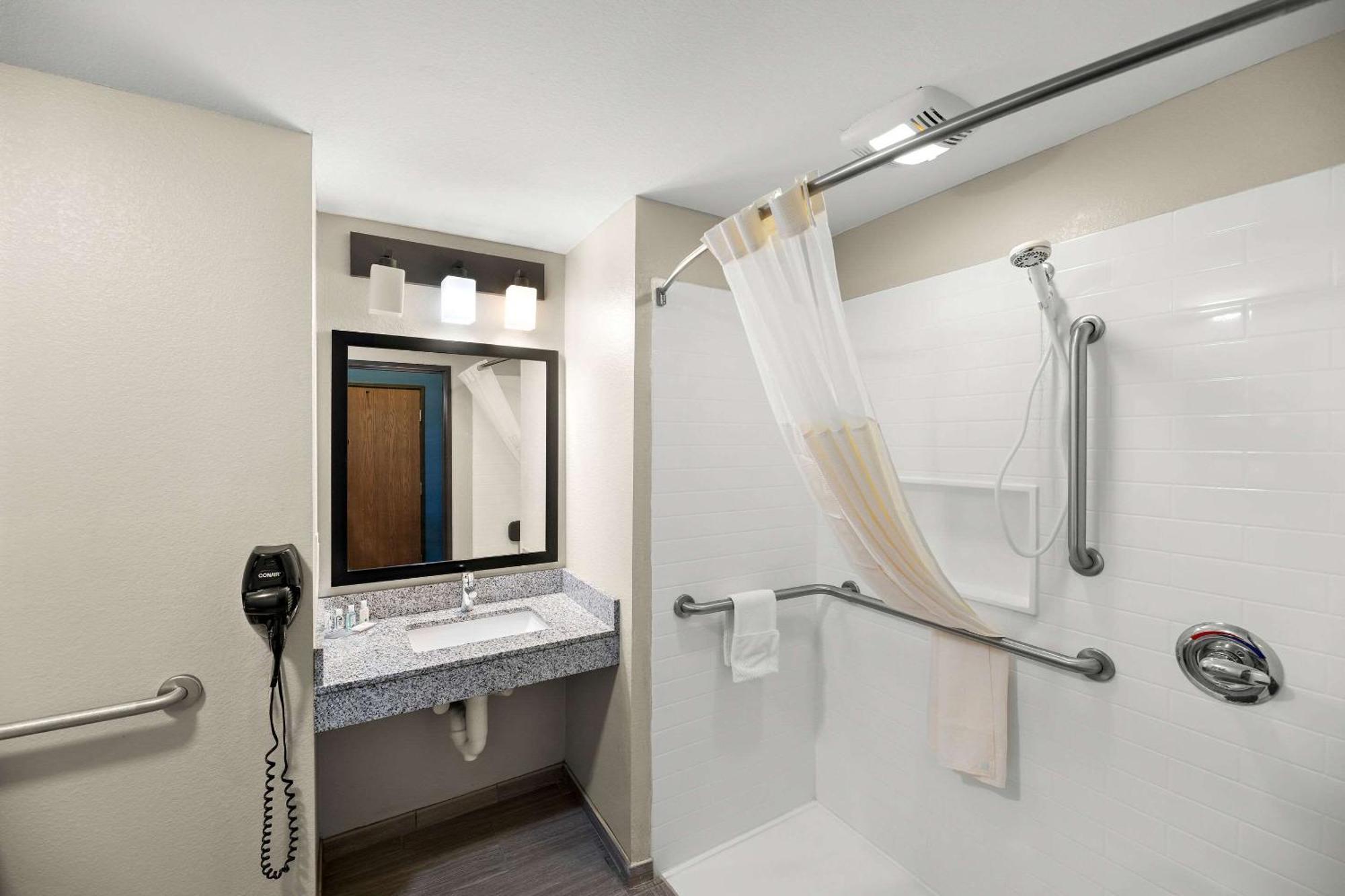 Quality Inn & Suites Big Spring Exterior foto